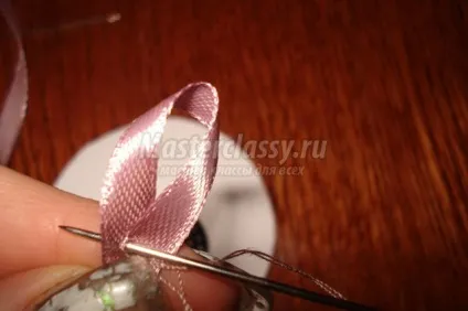 Текстильна брошка своїми руками «попіл троянди» (текстильна брошка своїми руками) Текстильна брошка своїми руками «попіл троянди»