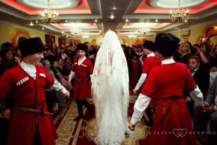Такі різні весілля або весільні звичаї Кавказу (весілля) Такі різні весілля або весільні звичаї Кавказу
