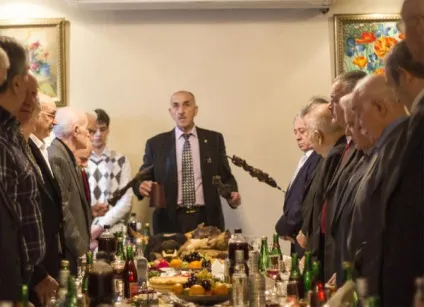 Такі різні весілля або весільні звичаї Кавказу (кавказа) Такі різні весілля або весільні звичаї Кавказу