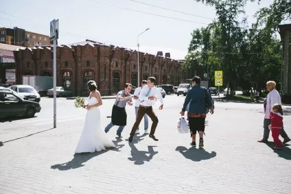 Те! - організовують весільні флешмоби