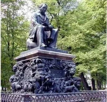 Латану свитку - актуальна тема і до цього дня (каптан) Латану свитку - актуальна тема і донині