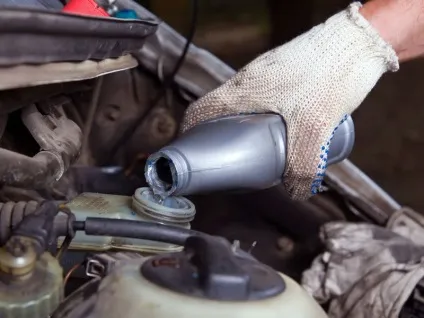 Вибираємо кращу гальмівну рідину для вашого автомобіля (based brake fluids ») Вибираємо кращу гальмівну рідину для вашого автомобіля