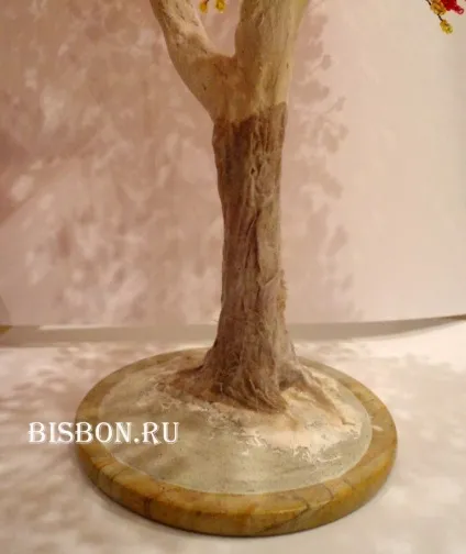 Варіант оформлення дерева з оголеним стовбуром, кориця (дерева) Варіант оформлення дерева з оголеним стовбуром, кориця