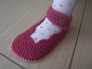 Дитячі тапочки гачком - ярмарок майстрів - ручна робота, handmade (тапочки домашні) Дитячі тапочки гачком - ярмарок майстрів - ручна робота, handmade
