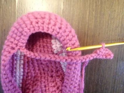 Дитячі тапочки гачком - ярмарок майстрів - ручна робота, handmade (в'язані тапочки) Дитячі тапочки гачком - ярмарок майстрів - ручна робота, handmade