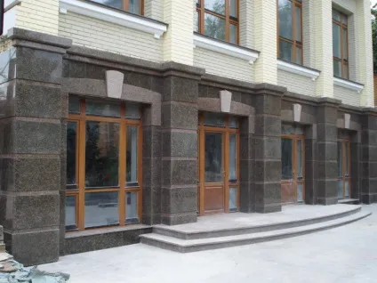 Види і характеристики каменів для облицювання фасаду будинку (облицювання фасад будинку натуральний камінь штучний обробка під декоративний природний обробний) Види і характеристики каменів для облицювання фасаду будинку