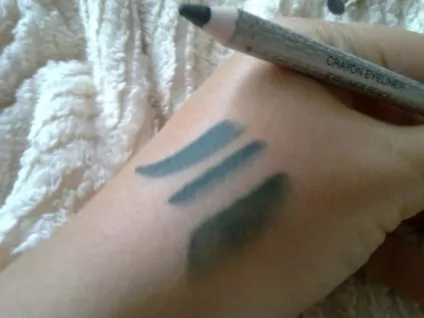 У косметичці кращі з кращих - олівці для очей від dior (Dior Crayon Eyeliner) У косметичці кращі з кращих - олівці для очей від dior