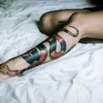 Ворон татуювання, tattoofotos (кольорові татуювання) Ворон татуювання, tattoofotos