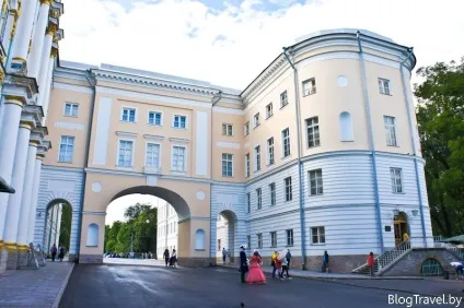 Чудовий єкатерининський парк в царському селі (Державного музею-заповідника «Царське) Чудовий єкатерининський парк в царському селі
