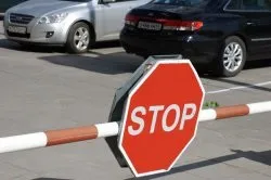 Все, що потрібно знати про установку шлагбауму у дворі житлового будинку (шлагбаума) Все, що потрібно знати про установку шлагбауму у дворі житлового будинку