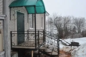Вхідна група в приватному будинку варіанти конструкцій, форми і розміри, матеріали для будівництва і (вхідні) Вхідна група в приватному будинку варіанти конструкцій, форми і розміри, матеріали для будівництва і