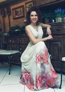 Wedding house - весільний салон Житомир - ексклюзивні весільні сукні від Альбіни Азізової (весільний салон Житомир) Wedding house - весільний салон Житомир - ексклюзивні весільні сукні від Альбіни Азізової