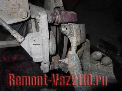 Заміна переднього гальмівного циліндра, ремонт ваз 2110 (переднього гальмівного циліндра) Заміна переднього гальмівного циліндра, ремонт ваз 2110