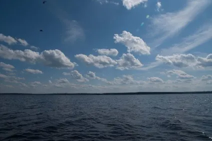 Земельна ділянка на березі озера (озера) Земельна ділянка на березі озера
