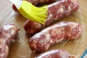 Домашні ковбаски зі свинини, запечені в духовці (ковбаски) Домашні ковбаски зі свинини, запечені в духовці