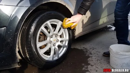 Чернітель гуми (шин)