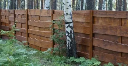Дерев'яний паркан своїми руками штахетник, горизонтальний з дощок, плетінка (руками) Дерев'яний паркан своїми руками штахетник, горизонтальний з дощок, плетінка
