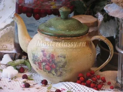 Декоруємо старий чайник