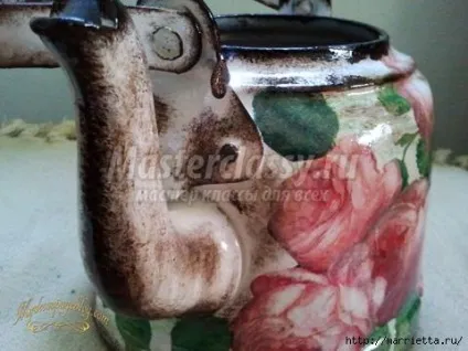Декоруємо старий чайник
