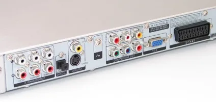 Dvtech d630 або що таке якісний dvd програвач - огляди і тести (програвачів початкового рівня) Dvtech d630 або що таке якісний dvd програвач - огляди і тести