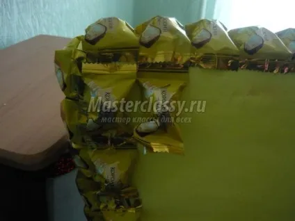 Дитячі подарунки з цукерок своїми руками (дитячі) Дитячі подарунки з цукерок своїми руками