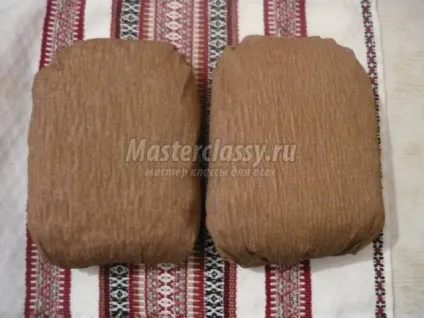 Дитячі подарунки з цукерок своїми руками (губка Спанч боб з цукерок) Дитячі подарунки з цукерок своїми руками