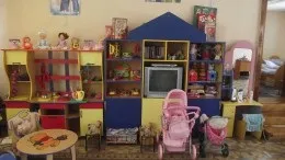 Фото дитячих мольбертів для малювання двосторонніх, магнітно-маркерних (мольберт дитячий двосторонній магнітно маркерний) Фото дитячих мольбертів для малювання двосторонніх, магнітно-маркерних