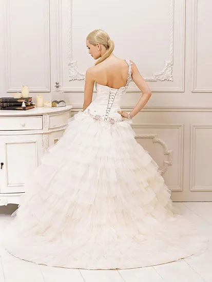 Французька грація весільні сукні від - divina sposa, колекція 2013 (сукні) Французька грація весільні сукні від - divina sposa, колекція 2013