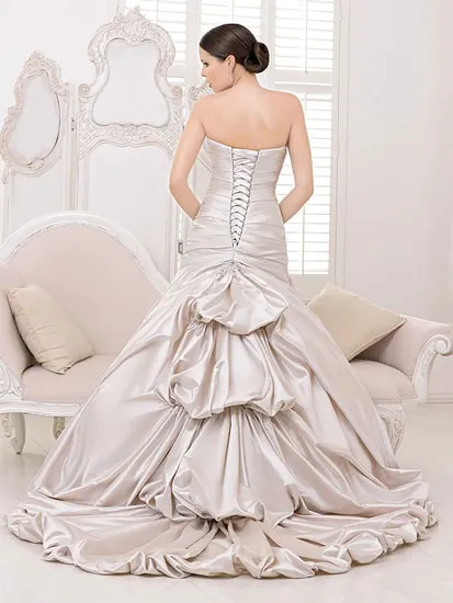 Французька грація весільні сукні від - divina sposa, колекція 2013 (сукні) Французька грація весільні сукні від - divina sposa, колекція 2013