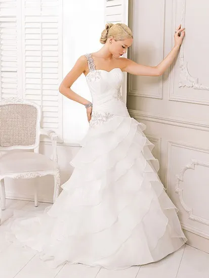Французька грація весільні сукні від - divina sposa, колекція 2013 (сукні) Французька грація весільні сукні від - divina sposa, колекція 2013