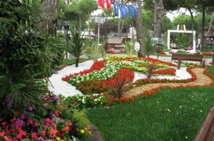 Італія, Мілано-Маріттіма