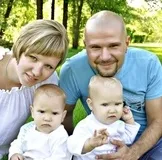 Як виходять однояйцеві близнюки () Як виходять однояйцеві близнюки