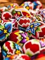Дракон з бісеру