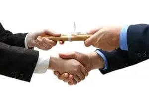 Довіреність на продаж будинку із земельною ділянкою, детальна інформація про документ і особливості (довіреність) Довіреність на продаж будинку із земельною ділянкою, детальна інформація про документ і особливості