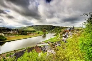 Краса води порівнянна лише з красою бога - вода - джерело краси і молодості (води) Краса води порівнянна лише з красою бога - вода - джерело краси і молодості