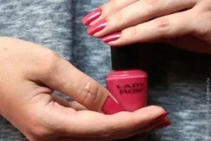 Лак для нігтів lady rose швидковисихаючий і без ацетону