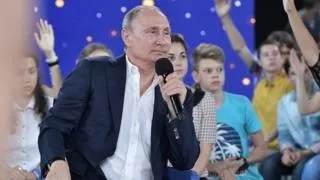 Кремлівські гребінці навіщо Сміла путин спілкувався зі школярами - bbc російська служба
