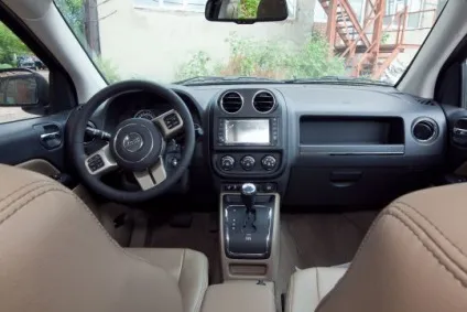 Куди веде стрілка «компаса» jeep compass - тест-драйв jeep compass (стрілка) Куди веде стрілка «компаса» jeep compass - тест-драйв jeep compass
