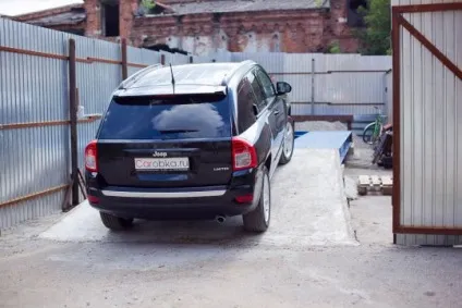 Куди веде стрілка «компаса» jeep compass - тест-драйв jeep compass (jeep) Куди веде стрілка «компаса» jeep compass - тест-драйв jeep compass