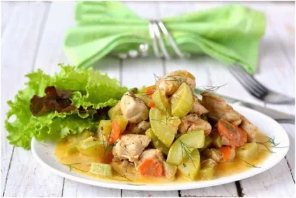 Курка з кабачками в мультиварці