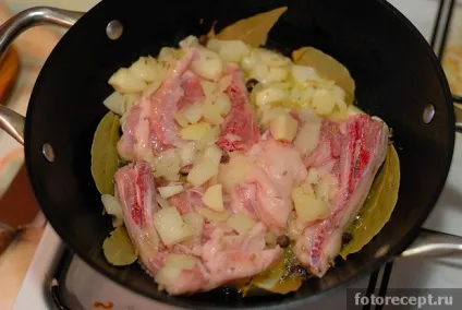 Курка, тушкована з яблуками, прості рецепти (курка) Курка, тушкована з яблуками, прості рецепти