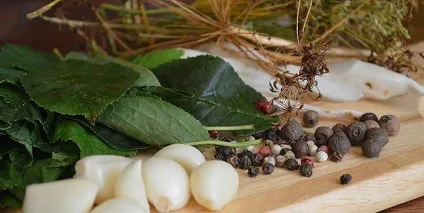 Мариновані огірки і помідори покроковий рецепт з фото (помідори) Мариновані огірки і помідори покроковий рецепт з фото