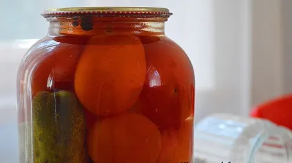 Мариновані огірки і помідори покроковий рецепт з фото (рецепт) Мариновані огірки і помідори покроковий рецепт з фото