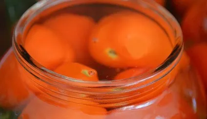 Мариновані огірки і помідори покроковий рецепт з фото (помідори) Мариновані огірки і помідори покроковий рецепт з фото