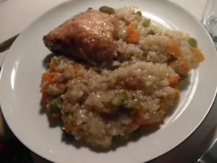 Лінивий - рис з овочами і куркою (з уроків домоводства) (овочами) Лінивий - рис з овочами і куркою (з уроків домоводства)