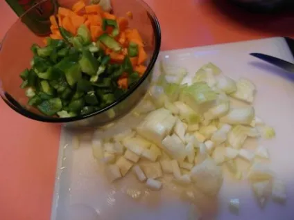 Лінивий - рис з овочами і куркою (з уроків домоводства) (ароматним оливковою олією) Лінивий - рис з овочами і куркою (з уроків домоводства)