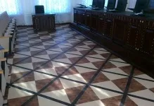 Підлогове покриття ПВХ підлоги і плити, панелі статеві з замками, відгуки та паркет полівінілхлоридний,