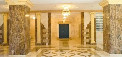 Оздоблення стін мармуром в інтер'єрі способи і характеристики (має наступні переваги) Оздоблення стін мармуром в інтер'єрі способи і характеристики