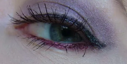 Ефект червоних очей - олівець для очей chanel stylo yeux 928 eros - елена Чемезова