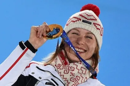 Чому брат і сестра, Шипулін і кузьмина, виступають за різні країни, питання-відповідь, Олімпіада 2014 (сестра) Чому брат і сестра, Шипулін і кузьмина, виступають за різні країни, питання-відповідь, Олімпіада 2014